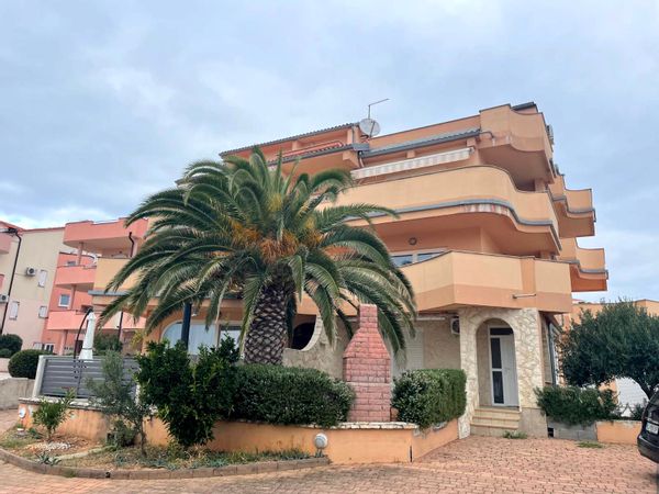 Casa de Katie, Vito and Jan