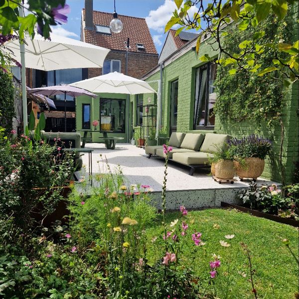 Nelle & Carl's house