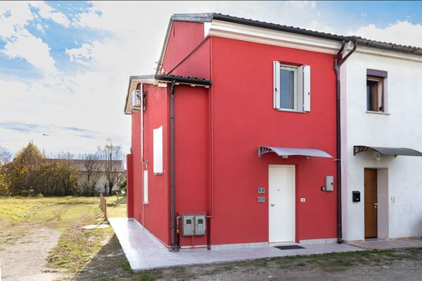 45 minutes to Venice