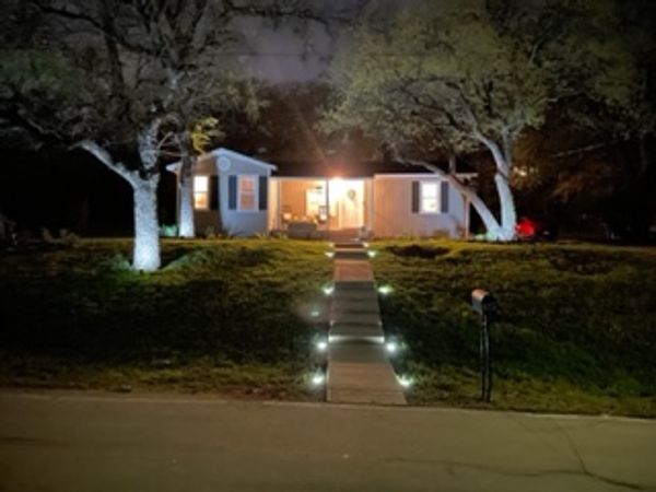 Caster's Cottage-near the lake!