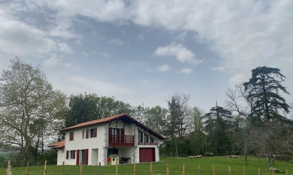 Isaak et Joanaina kuća