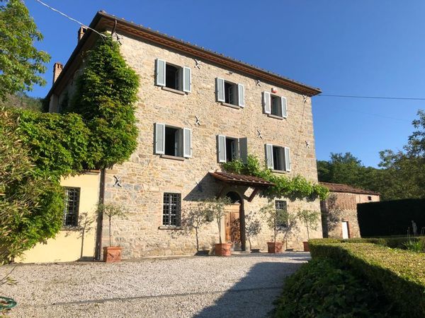 James's luxury villa