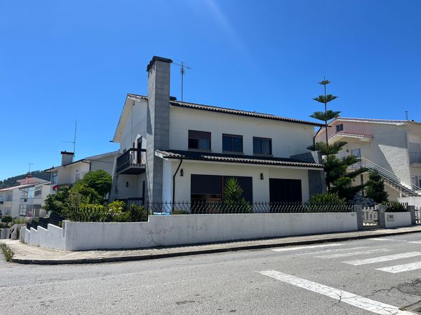 Henrique e Emely's house