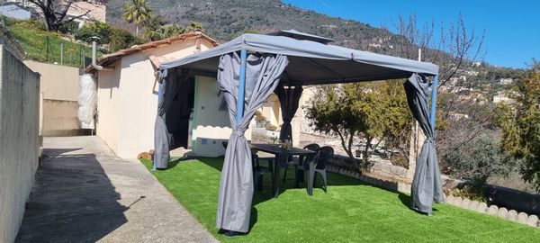 Jean Claude et sandrineina kuća