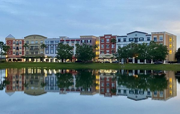 Lovely Orlando Town House Perfect for Visiting Disney, Universal, and the Beach