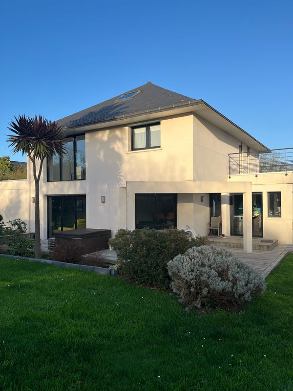 Nathalie & Jeans hus