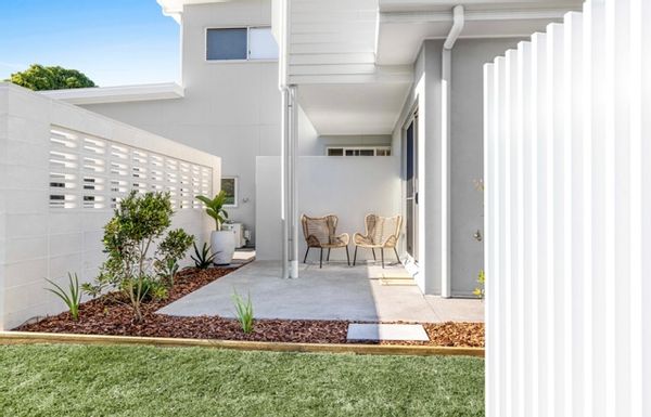 Maroochydore Beach Getaway Neil and Jodie's House