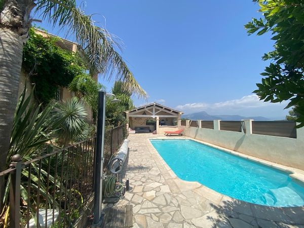 Céline et Vincentina kuća