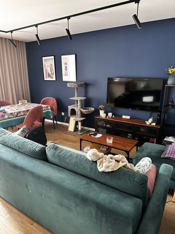 A cozy, pet-friendly apartment in the heart of the vibrant Zabłocie district