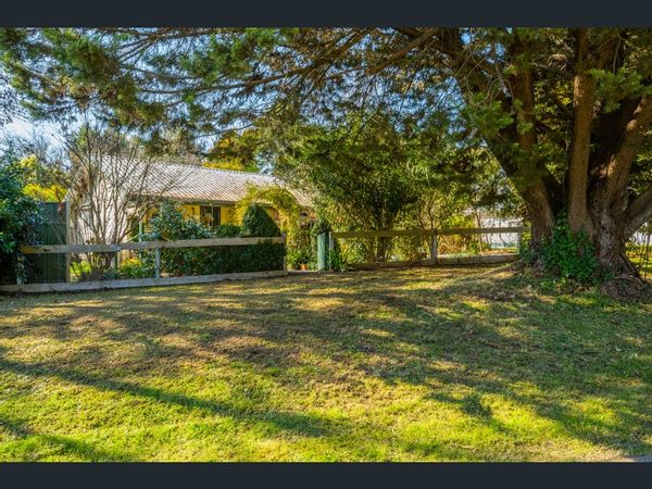 Damien & Kelleys hus