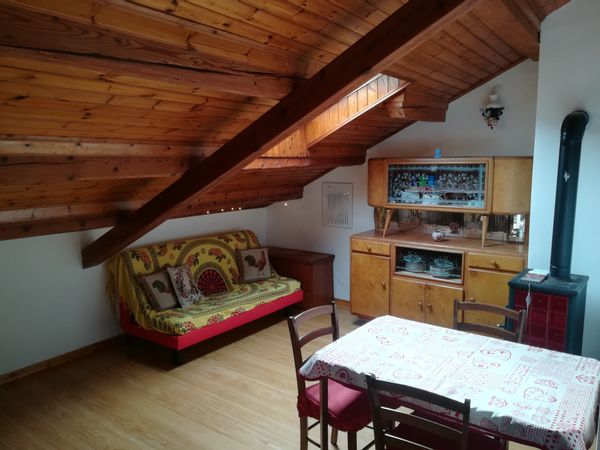 Between lake and stars