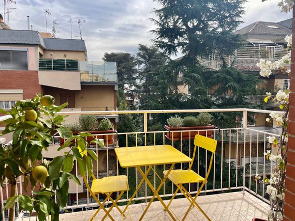 Beautiful flat 30 min away from Rome's city center
