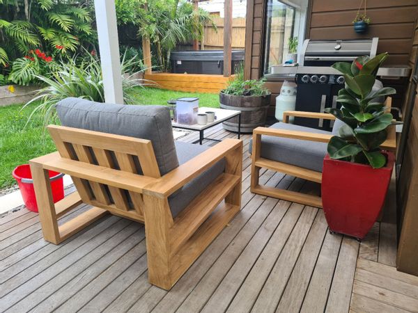 Home Between 2 Beaches