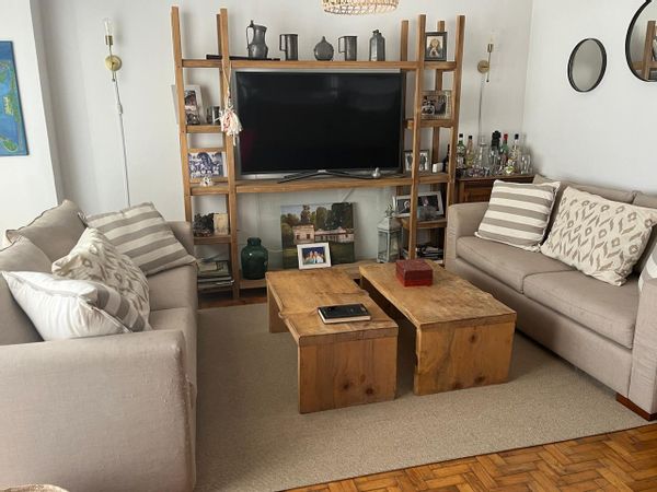 MARÍA DE LOS ANGELES s Haus