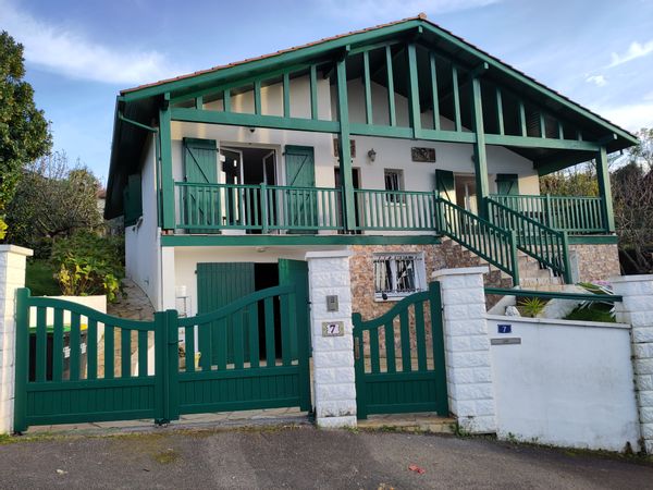 Dorothée, Maxime et Manon s Haus