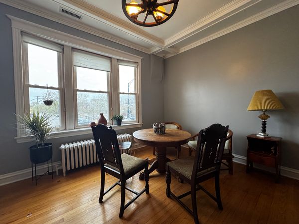 Colorful & roomy Chicago abode