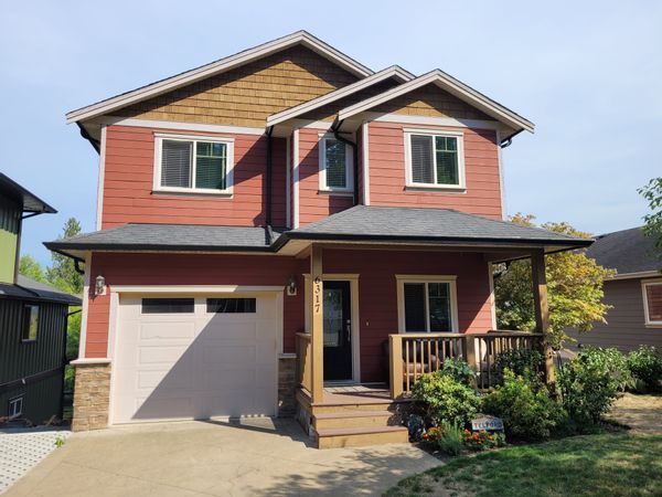 Casa de Ashlynn & Scott