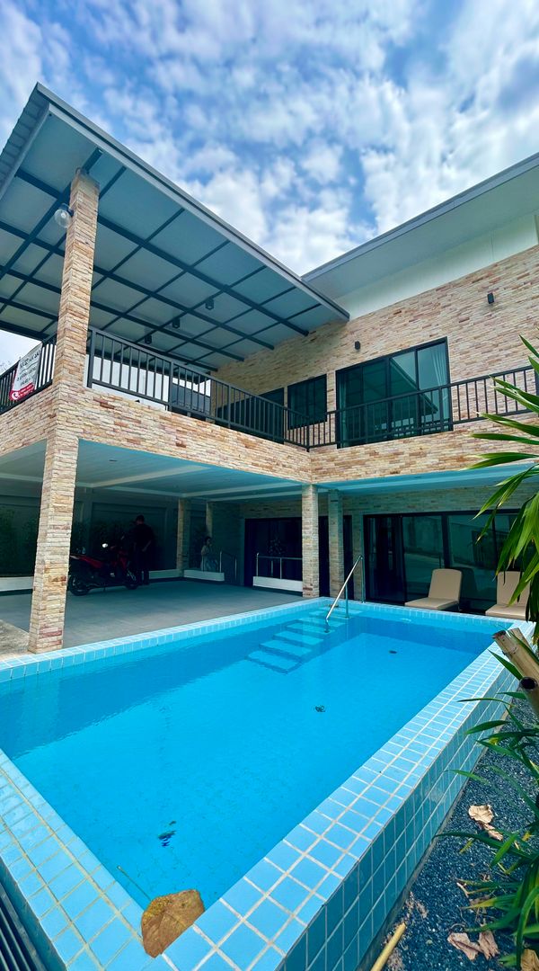 Marielle & Méroë’s Villa in Rawai