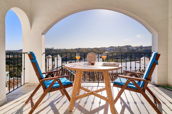 Sea and Mountain View Apartment