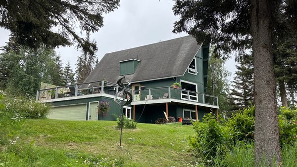 Anchorage "Treehouse" with Views Ready for Adventures & Remote Work!