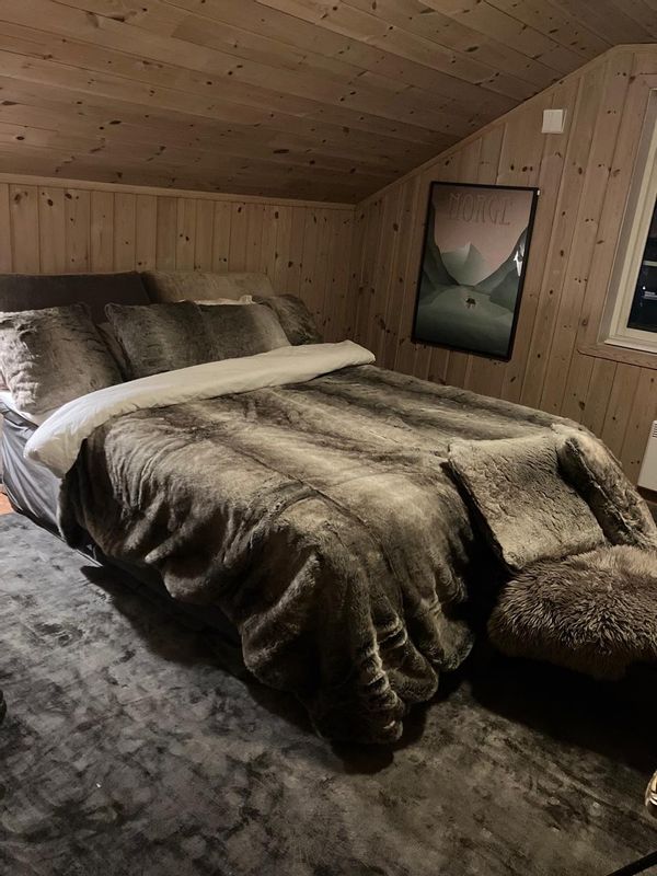 Barbara's private room