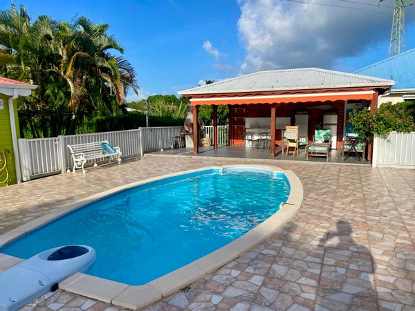 Adrien et Paulines hus