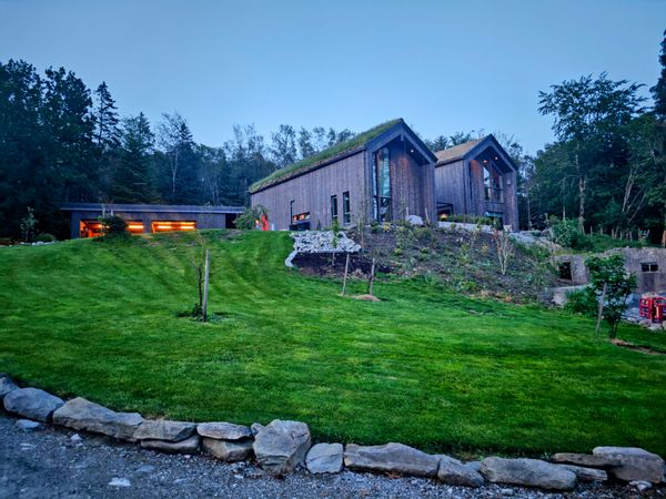 Spacious modern house close to nature