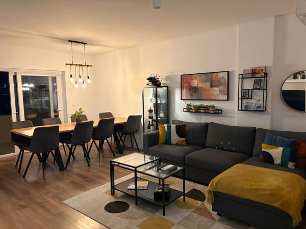 António e Elises hus