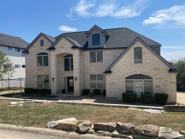 Our home is in a quiet gated community, 20 minutes form the Domain and 30 minutes from downtown.