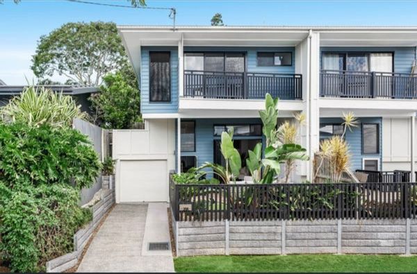 Baptiste and Jess s Haus