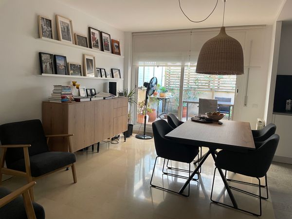 huis van Jordi and family