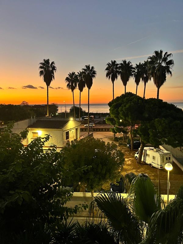 Sara’s & Vins’s beachfront apartment, near Barcelona