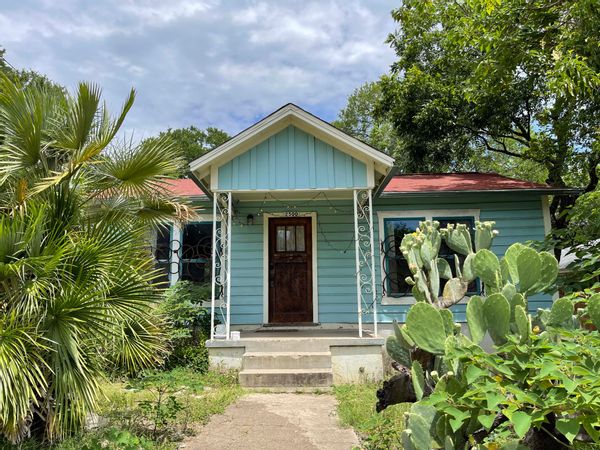 Dreamy Bungalow in Central East Austin