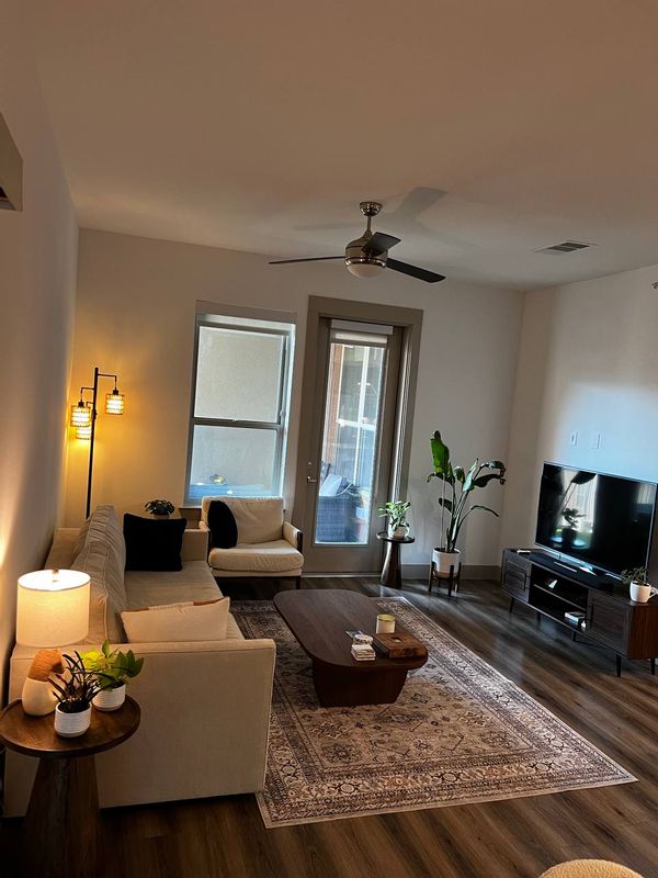 Austin North/Central 2BR