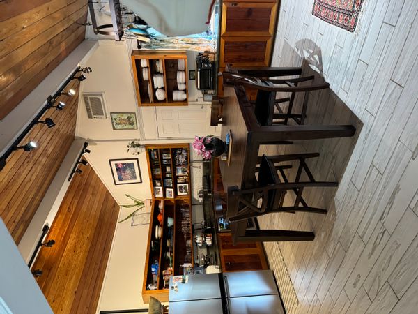 Trista's house is a modern light filled 3 bedroom 2 bath with attached art sewing studio