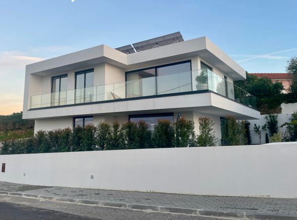 Adrien and Joliens hus