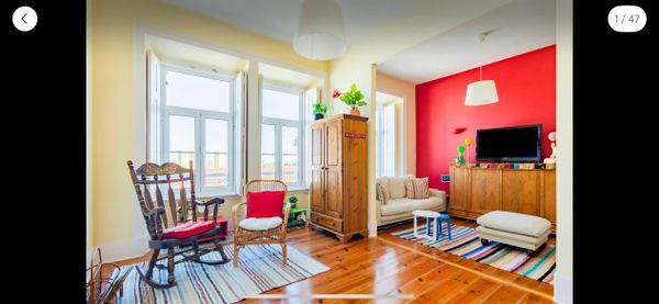 MUST BE EXACT DATE MATCH (cat to feed) // Sunny top floor Graça flat