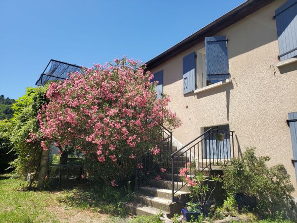 Sarah et Juliens hus