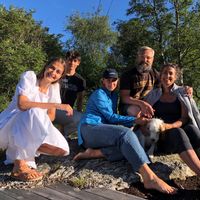 SUMMER 2021 ARRANGED : Elegant house by the sea, close to town and sailors paradise (2016)