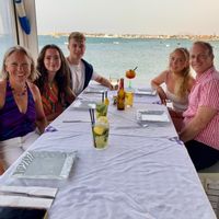 Attractive private room in a welcoming home