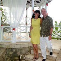 Executive town home in a quiet inner-city neighbourhood