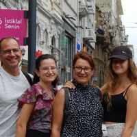 M ª Montserrats hus