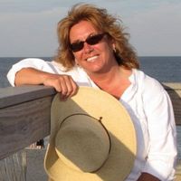 Jersey Shore Beach Home With An Island Oasis Backyard & Pool Close To NYC & Other Major Cities