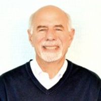 Lovely 3 bedroom home in beautiful village of Cape Cod Mass.