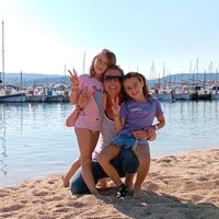 Núria, Ona & Blancas hus