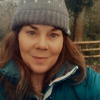 2 rooms available in part of rural home. Access to kitchen and lounge