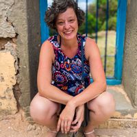 Peaceful and Central in Scenic Hill