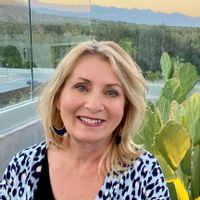 Elizabeth (Liz)s hus