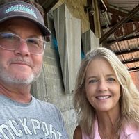 Suzanne and Chriss hus