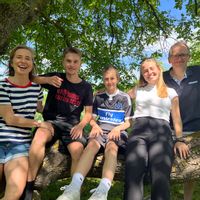 Jürgen & Beatrice, Theresa Theo und Tims hus